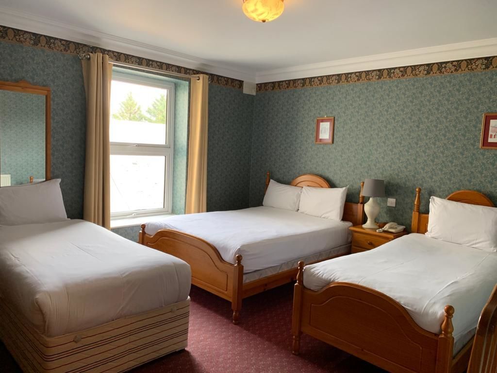 Отель Imperial Hotel Lodge Лисдунварна-6