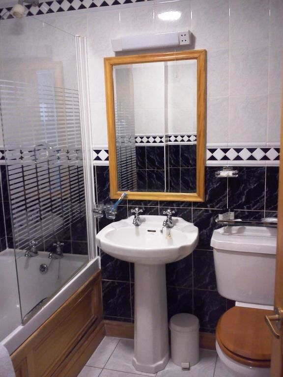 Отель Imperial Hotel Lodge Лисдунварна-68